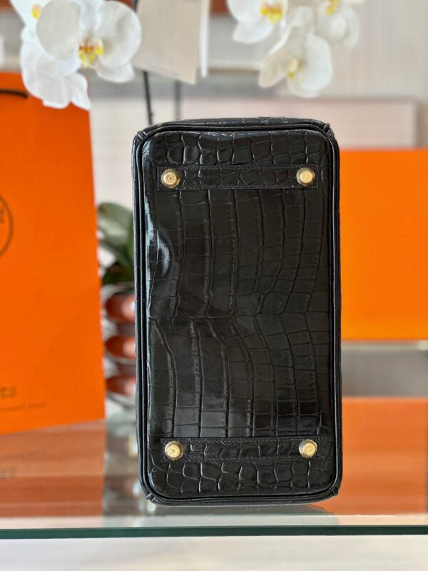 HN 30 Black/Pink Genuine Crocodile Leather – Custom Made