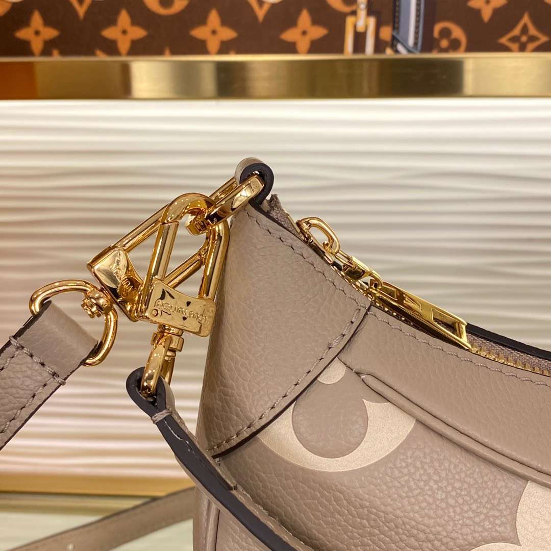 Louis Vuitton LV Bagatelle Monogram Like Auth Handbags 24x18cm