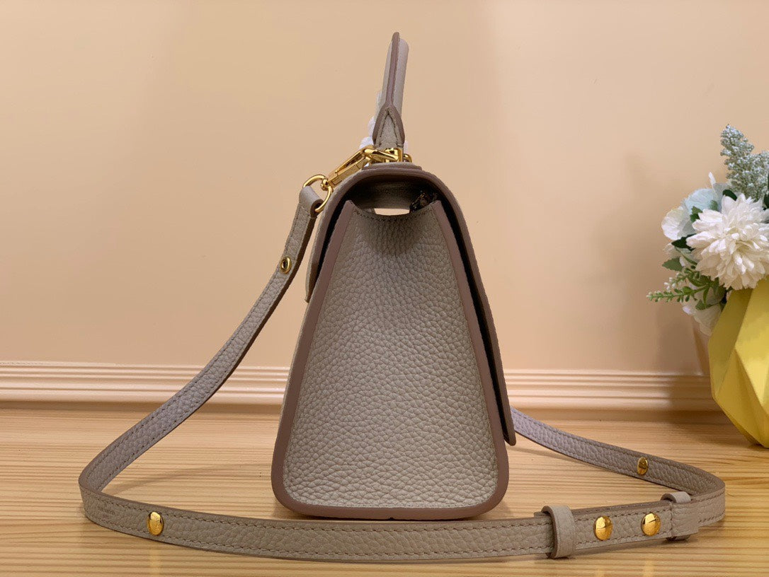 Louis Vuitton LV Twist Handle Like Auth Lock Gold Handbags 17x25x11cm