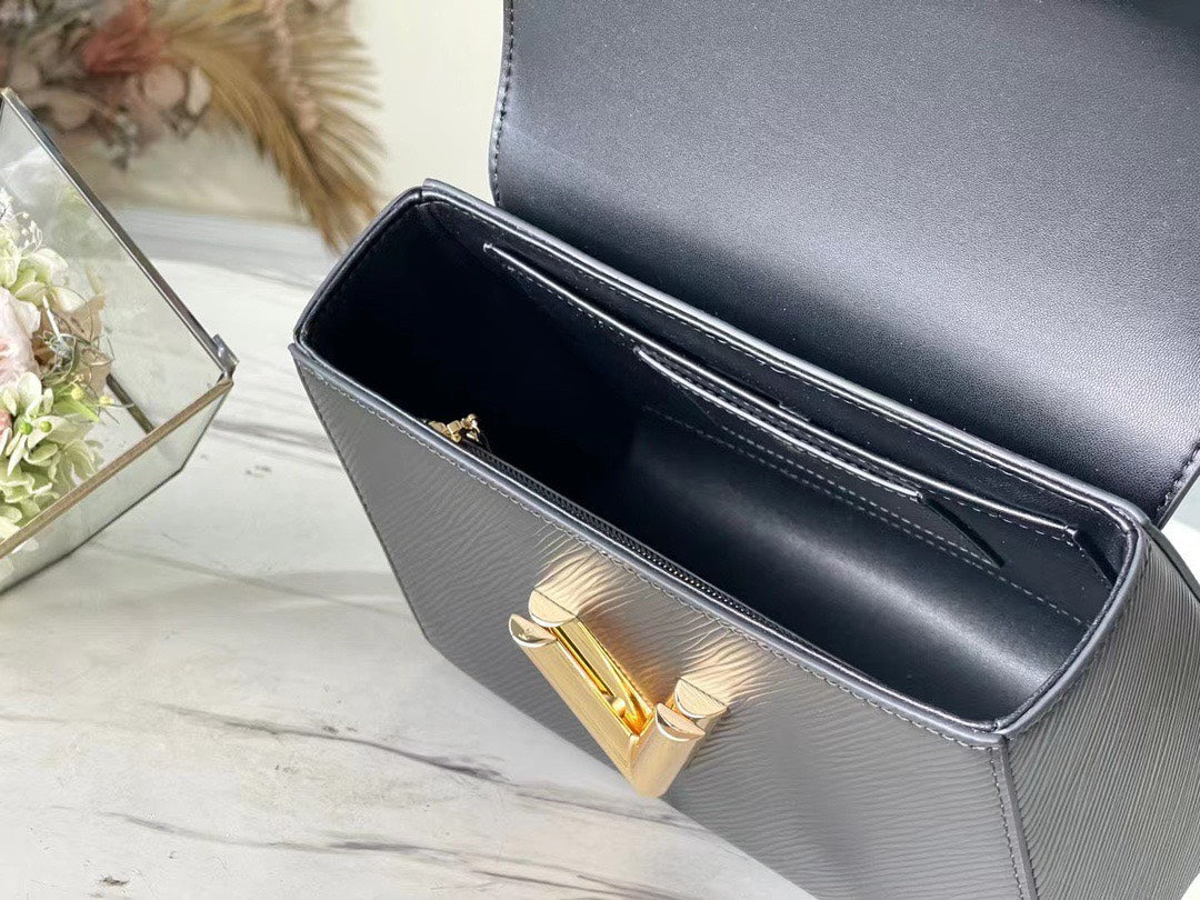 Louis Vuitton LV Twist Mini Like Auth Lock Gold Handbags 23x17x9.5cm