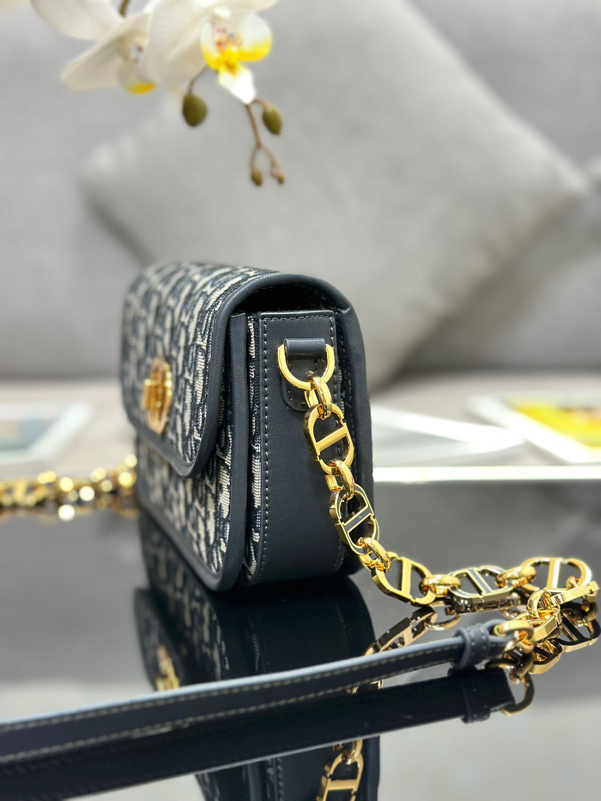 Dior 30 Montaigne Avenue Monogram Super Bag 22.5x12cm