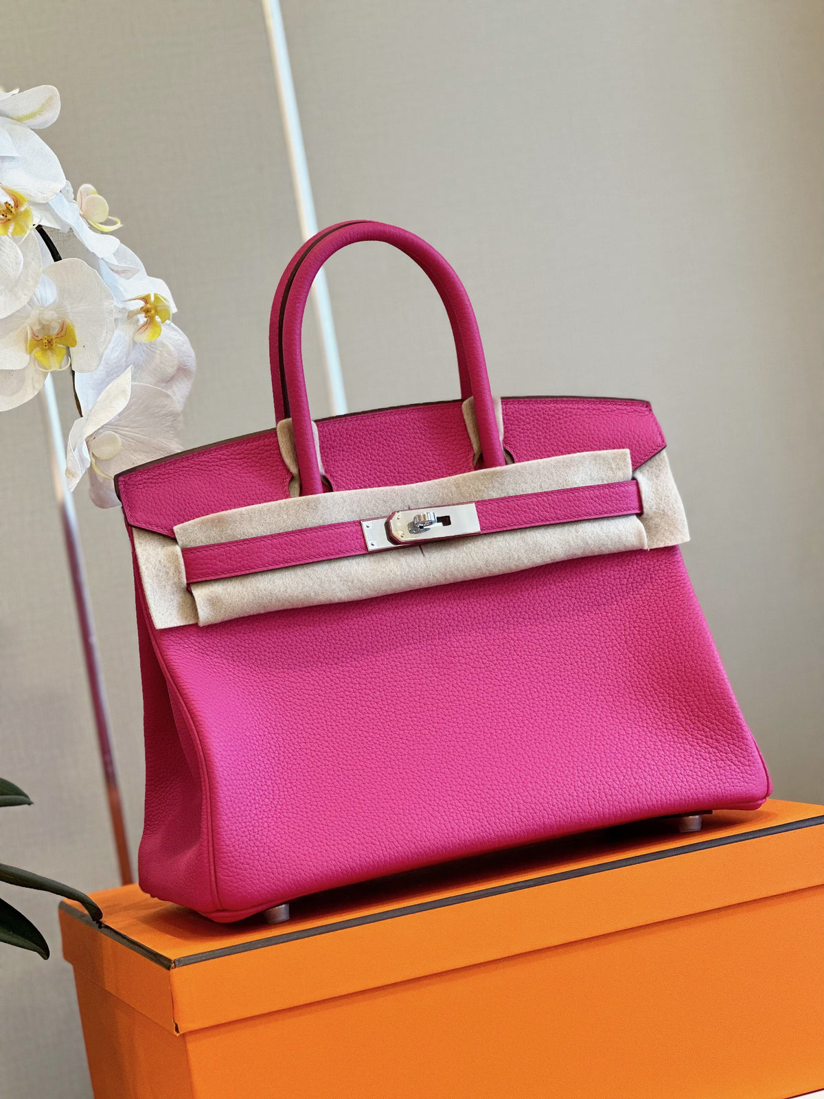HN Rose Shocking Taurillon Clemence Palladium Hardware