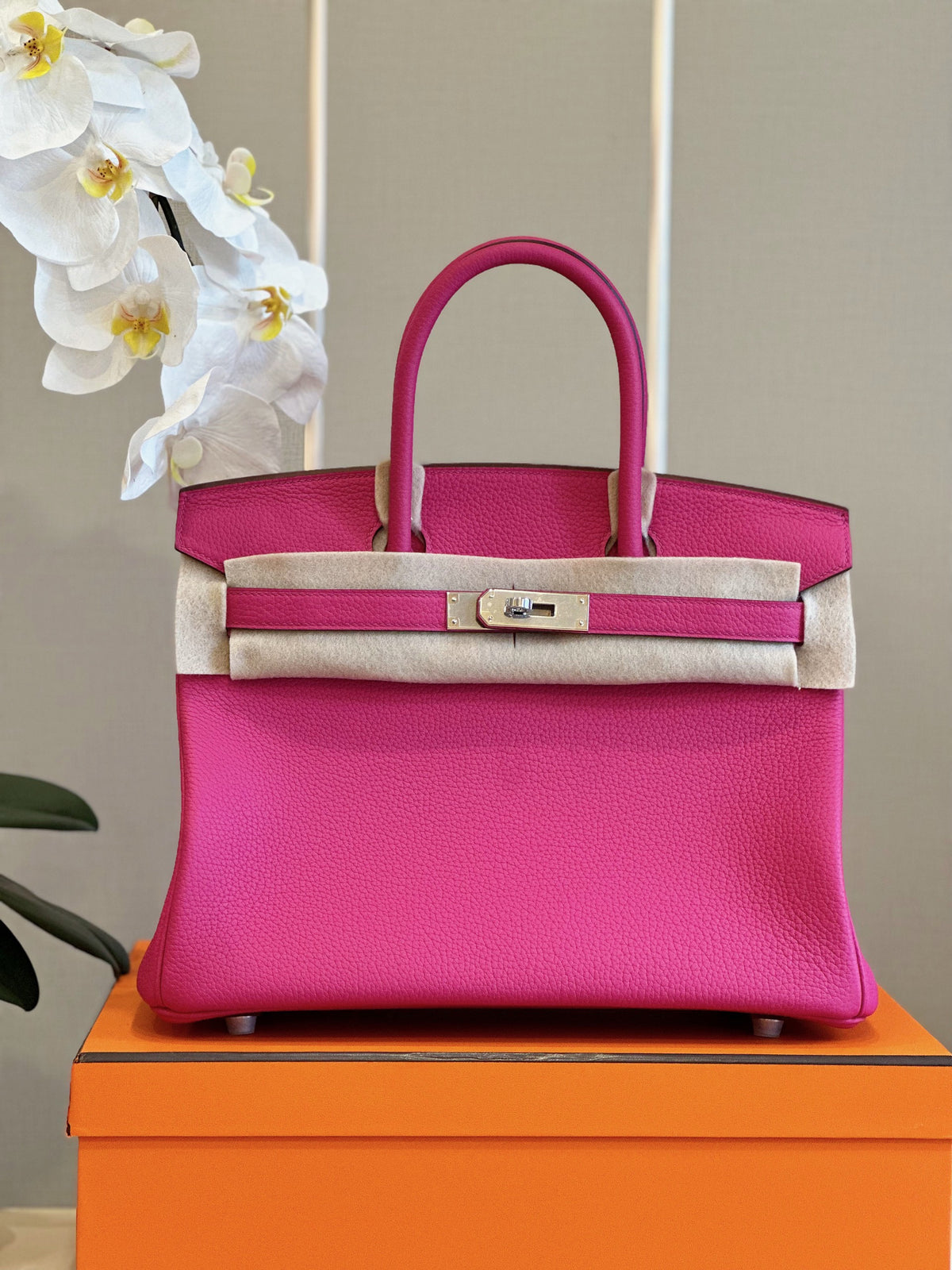 HN Rose Shocking Taurillon Clemence Palladium Hardware