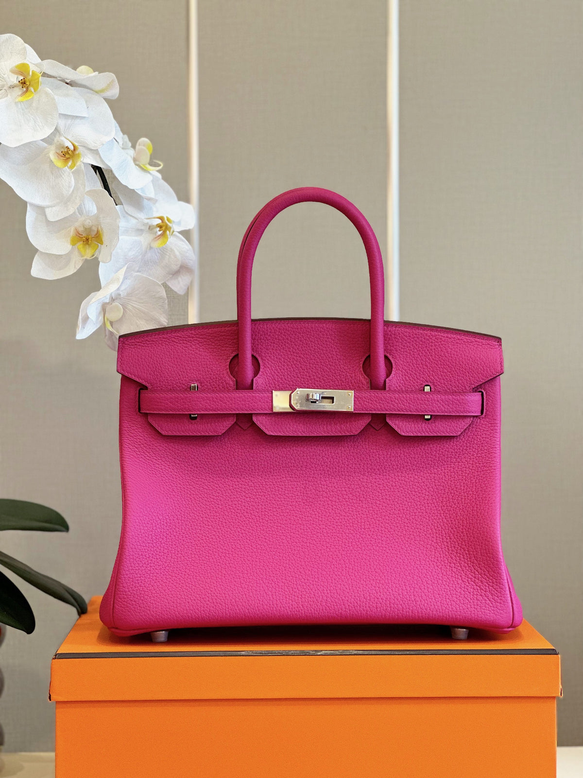 HN Rose Shocking Taurillon Clemence Palladium Hardware