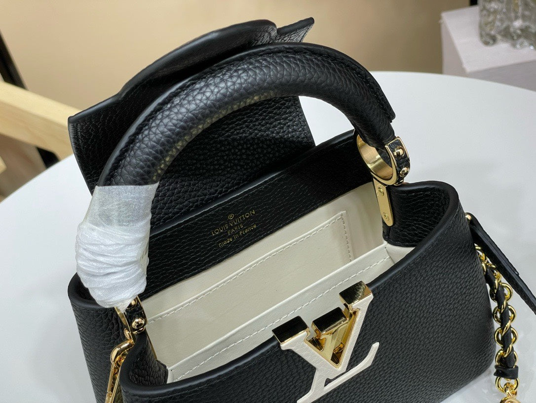 Louis Vuitton LV Capucines BB Black Cowhide Leather Handbags 21x14x8cm
