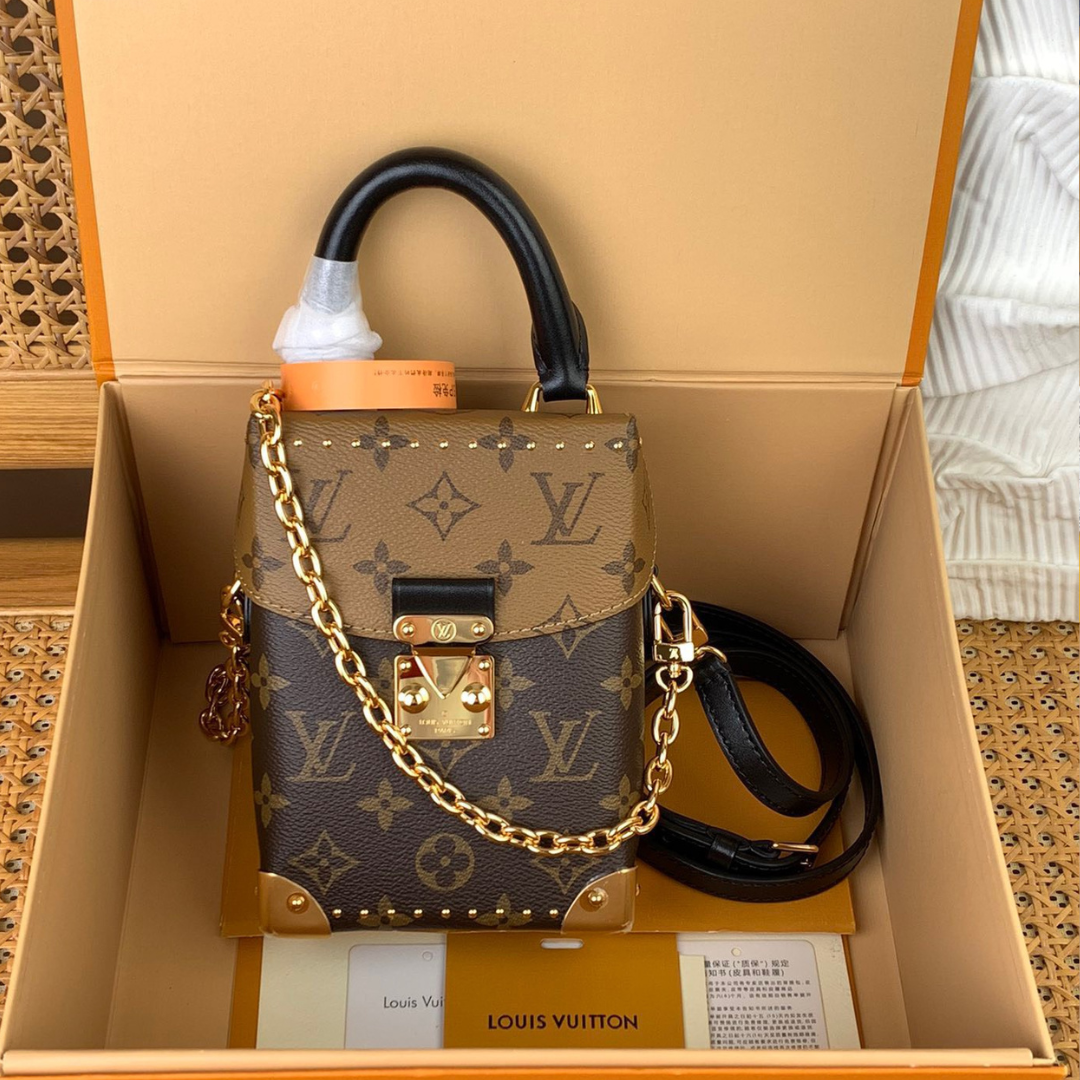 Louis Vuitton LV Camera Box Monogram Like Auth Handbags 12.5×17.6x6cm
