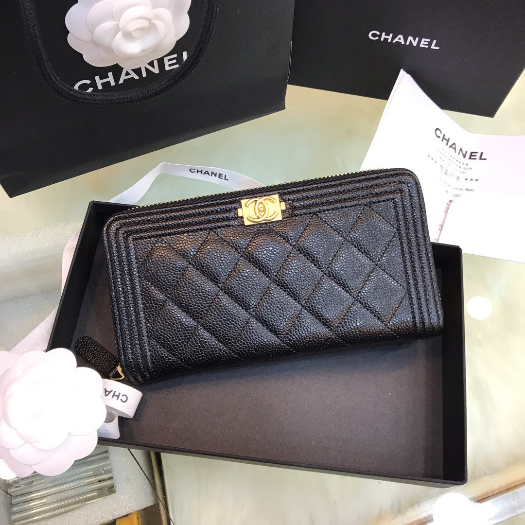 Chanel Wallet Black Grained Leather Gold Lock 19×10.5cm