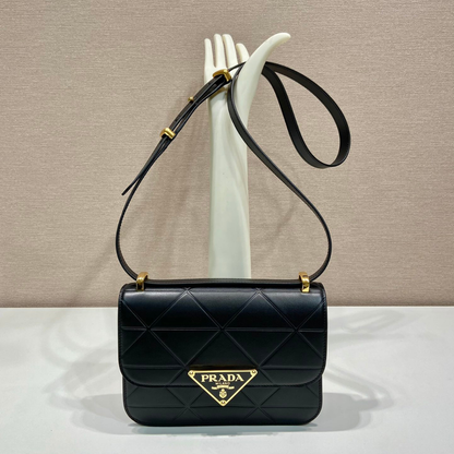 Prada Pattina in Pelle Calfskin Black