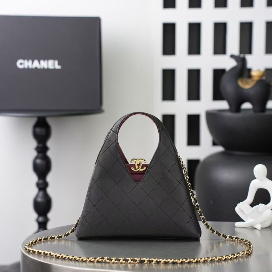 Chanel Chic Lady Shopping Bag 2026 collection