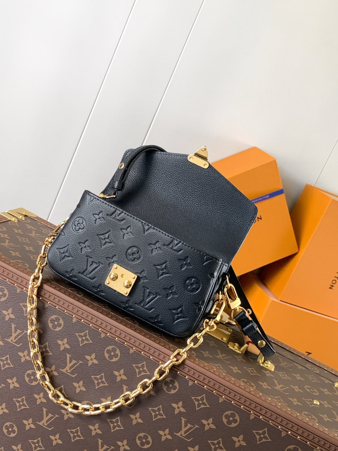 Louis Vuitton Pochette Métis Monogram Empreinte Leather