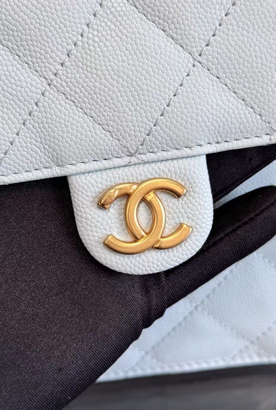 CHANEL 25 HANDBAG 30 IN LGITH BLUE CAVIER GOLD HARDWARE