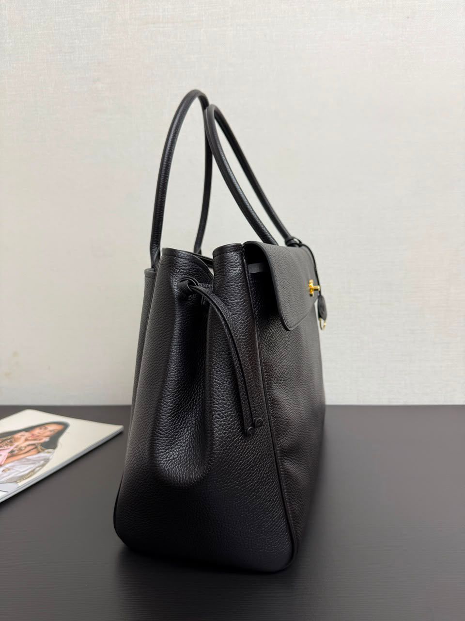 Chanel Large Shopping Bag in black grained calfskin