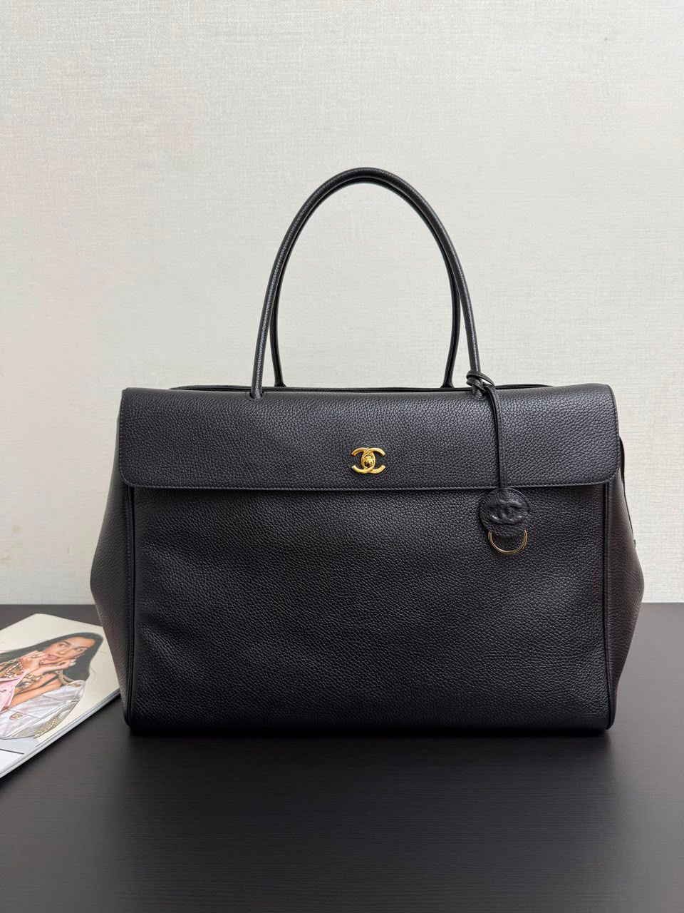 Chanel Large Shopping Bag in black grained calfskin