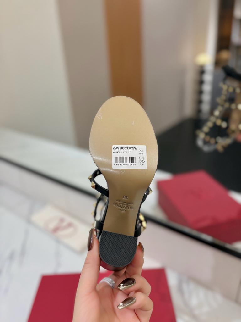 Valentino Rockstud block heel black