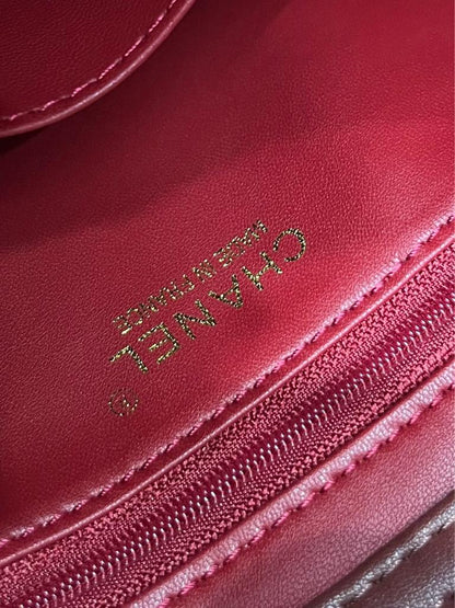 Chanel Small Shopping Bag Métiers d’art 2026 collection