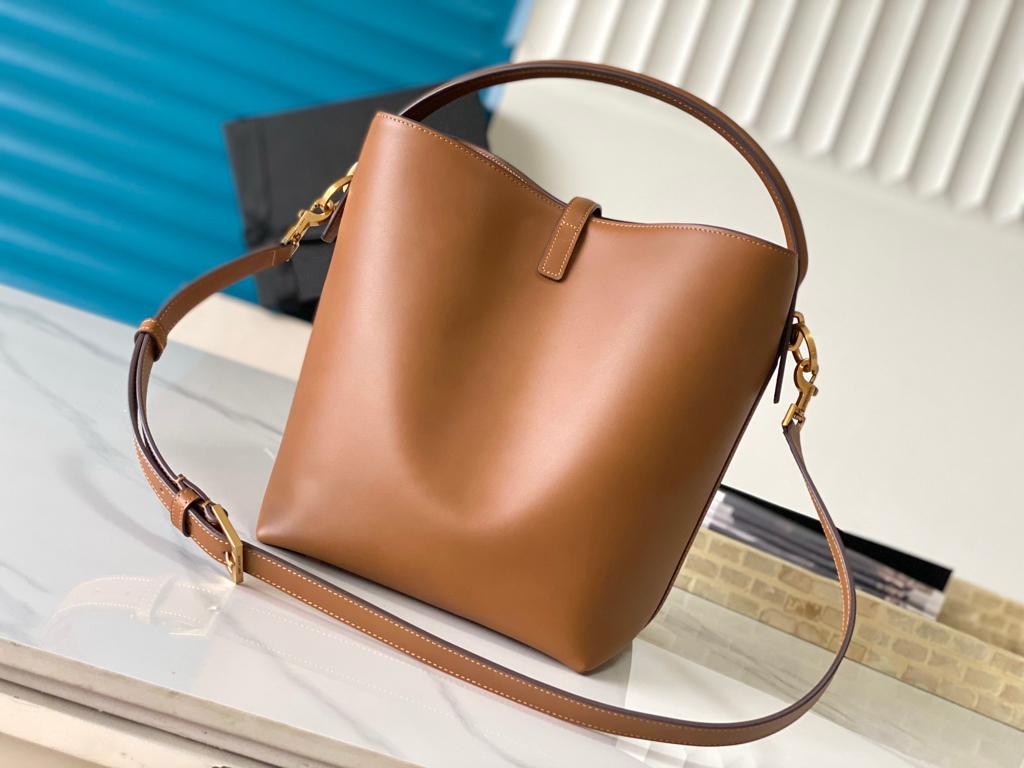 SAINT LAURENT Le Large Bucket Bag