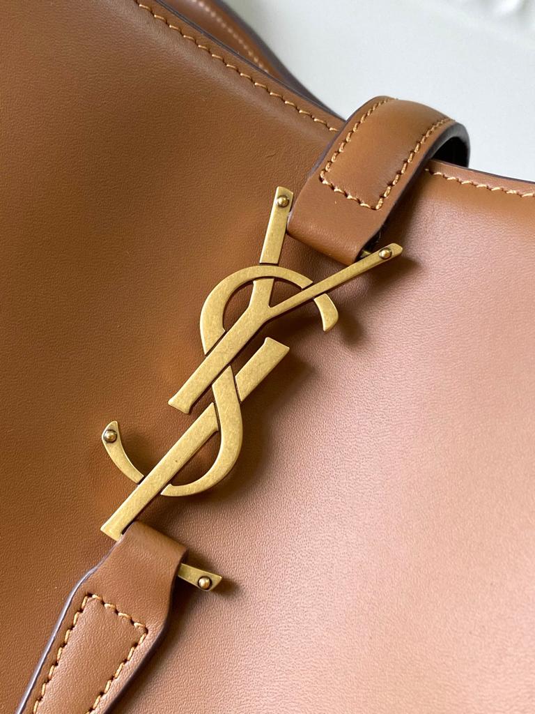 SAINT LAURENT Le Large Bucket Bag