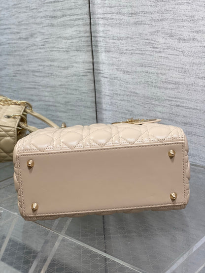 Dior small Lady Dior bag in Beige Cannage