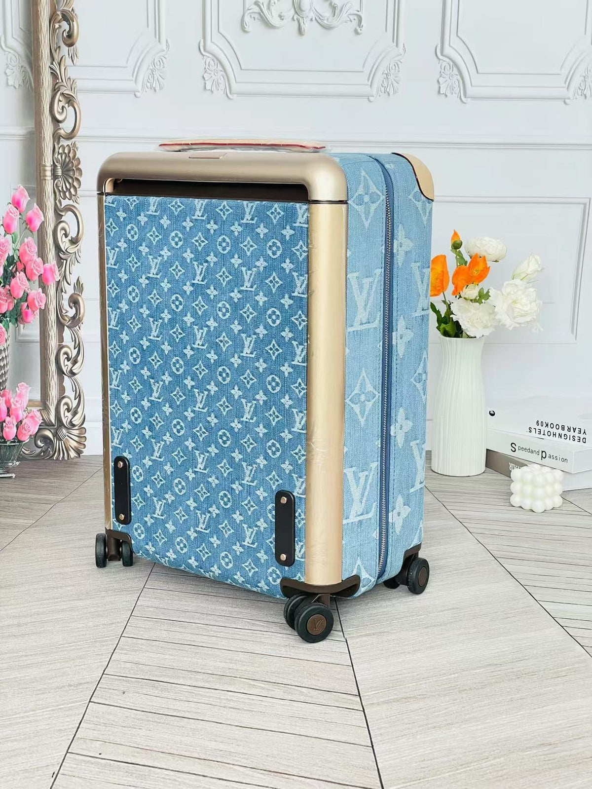 Louis Vuitton Horizon 55 suitcase in Monogram Denim Blue