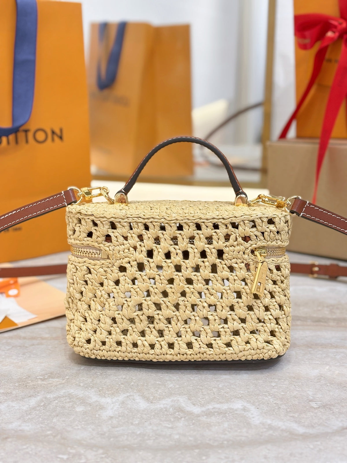 Louis Vuitton Vanity Chain Pouch in raffia