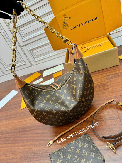 Louis Vuitton Loop Hobo bag in Monogram