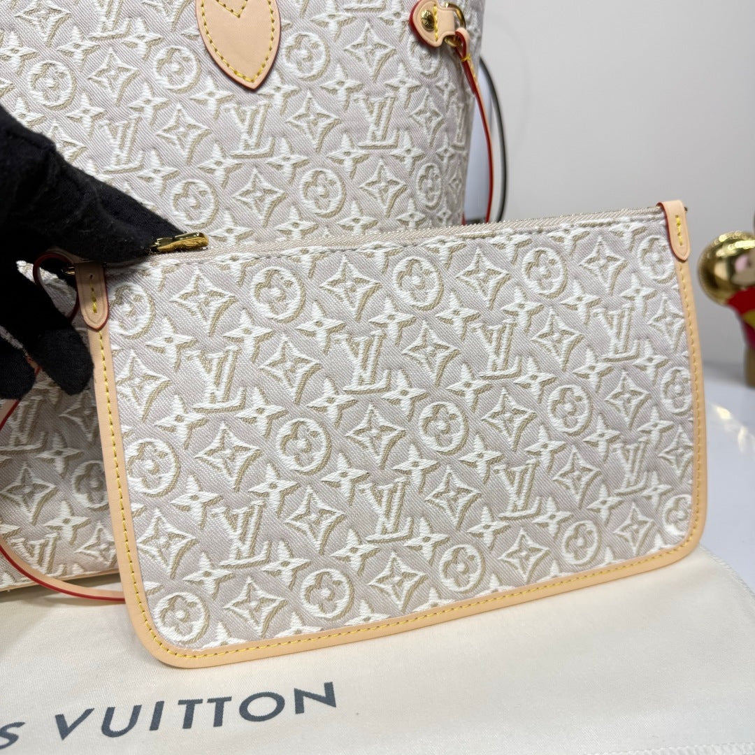 Louis Vuitton Neverfull MM Pre-Fall 2026 collection