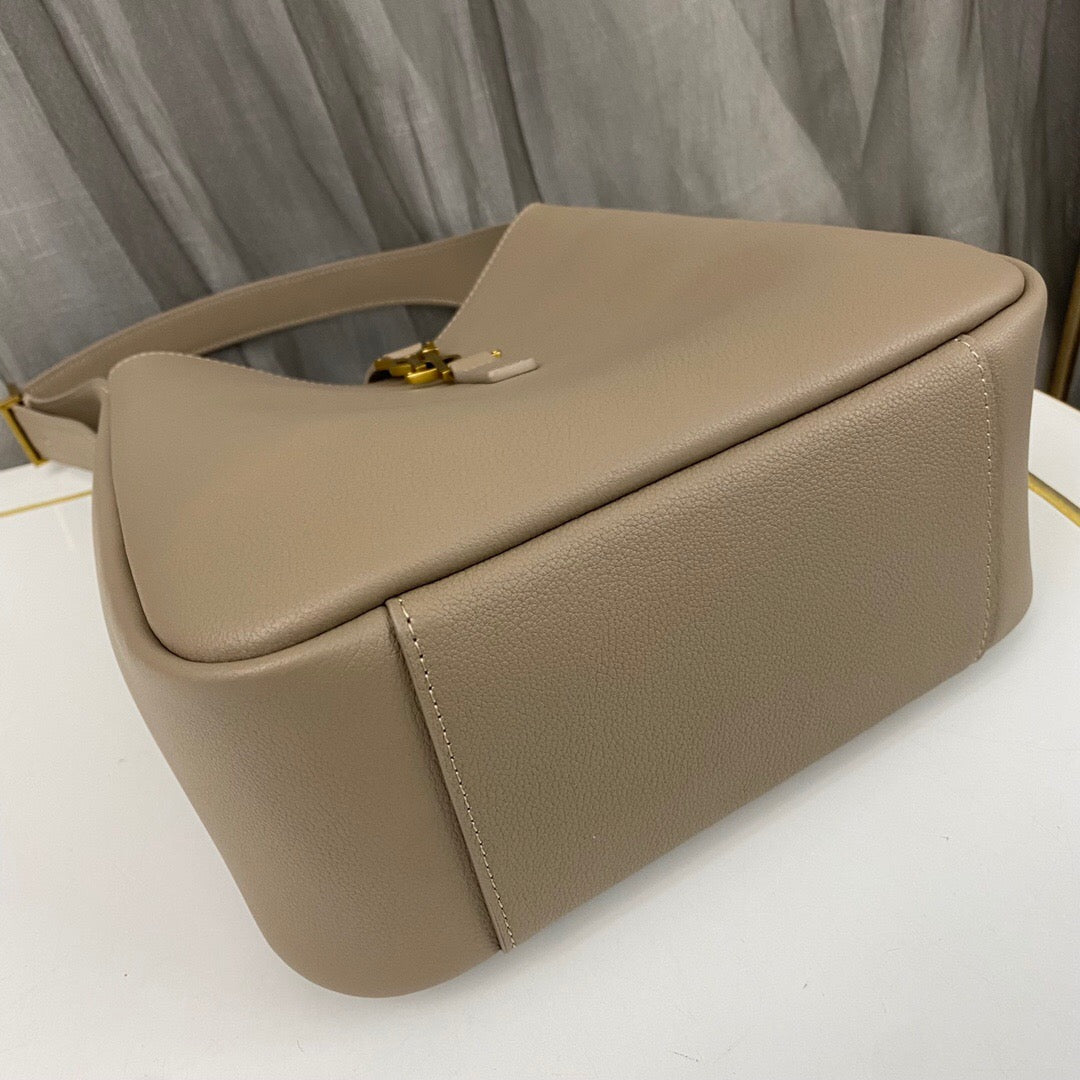Saint Laurent Le 5 à 7 Supple Hobo Bag Beige Colour