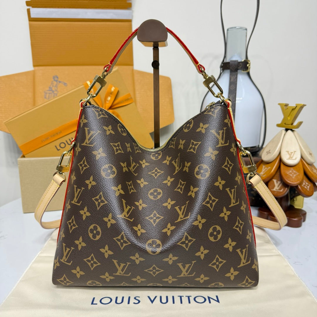 Louis Vuitton Multipass handbag in Monogram canvas