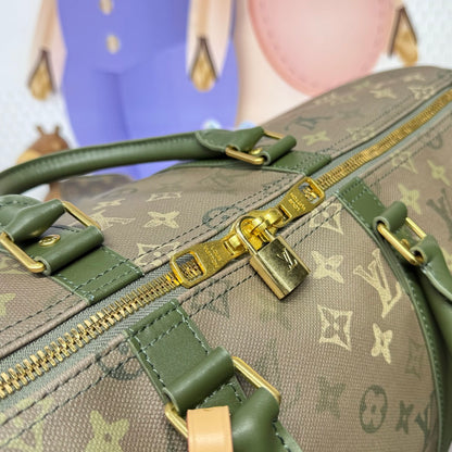 Louis Vuitton Keepall Bandoulière Khaki Green Monogram