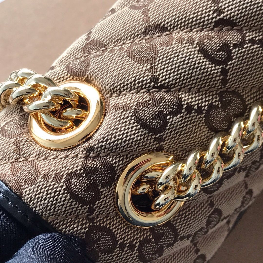 Gucci GG Marmont GG Shoulder Bag Small