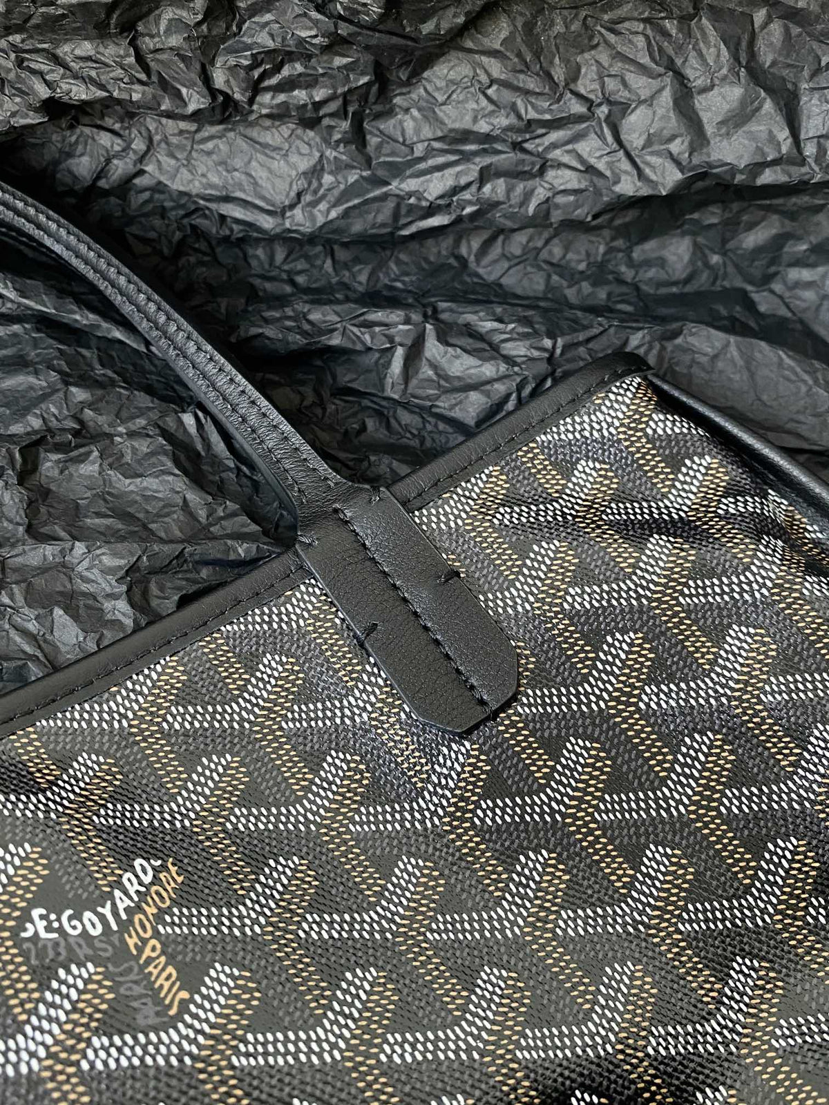 GOYARD Goyardine Reversible Mini Anjou Black 1661918