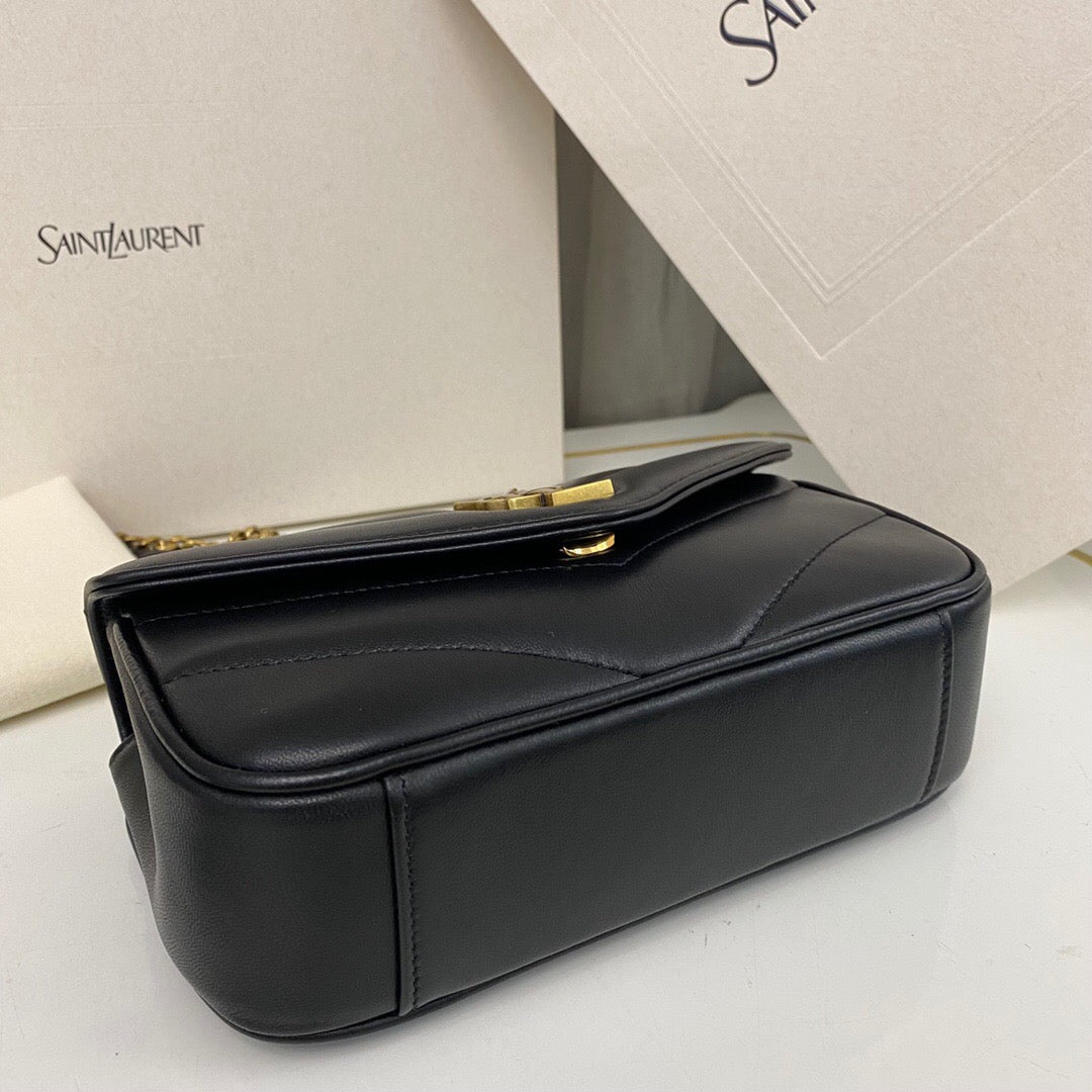 YSL Loulou medium in Matelassé Lambskin Black