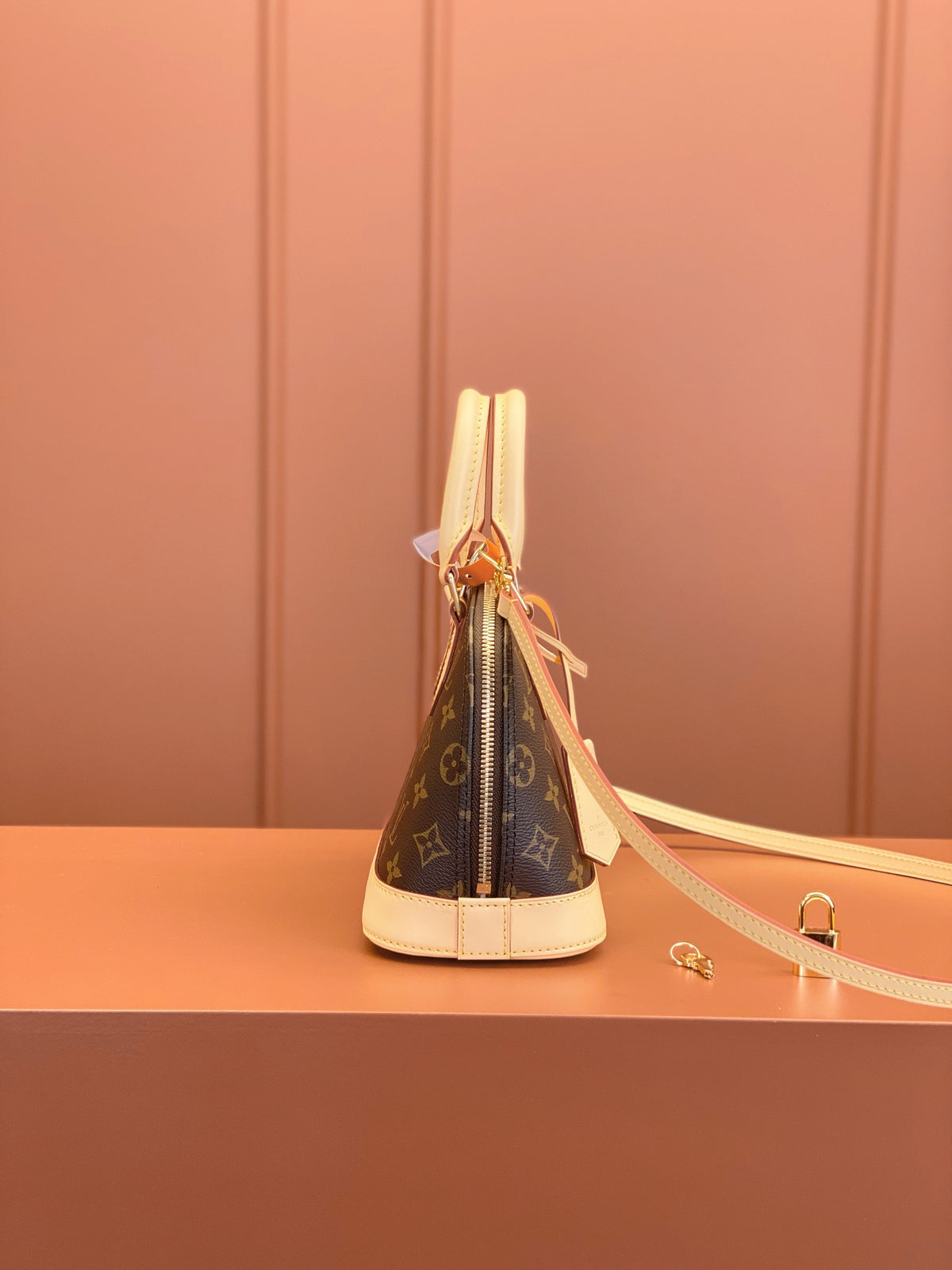 Louis Vuitton Monogram Alma BB