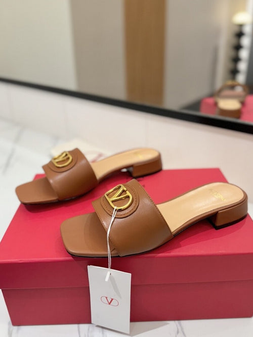 Valentino Brown Sandel