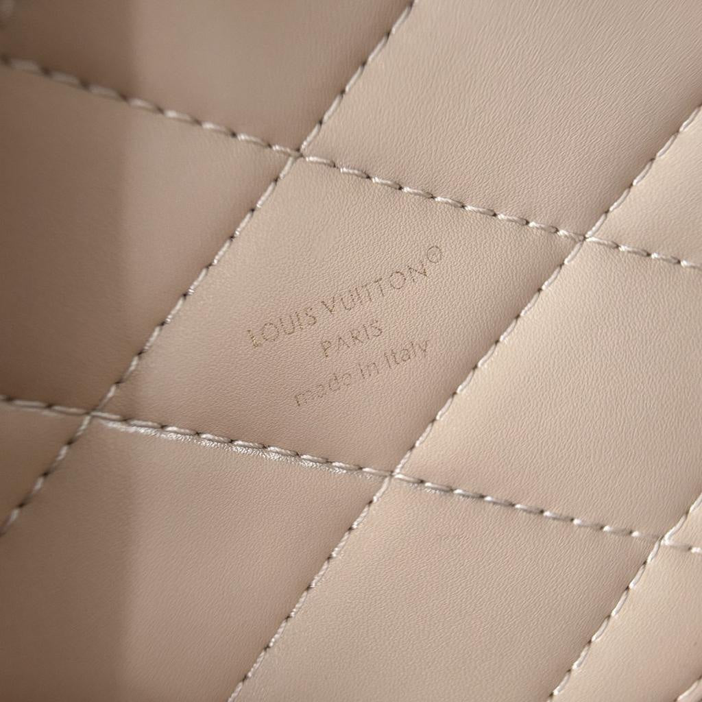 LV Scott M46933