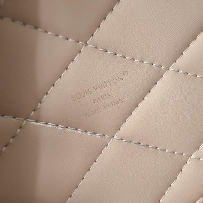 LV Scott M46933