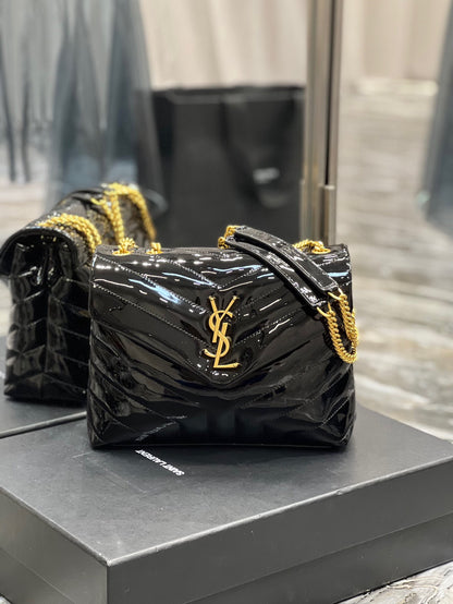 Saint Laurent ‘Loulou Medium’ shoulder bag