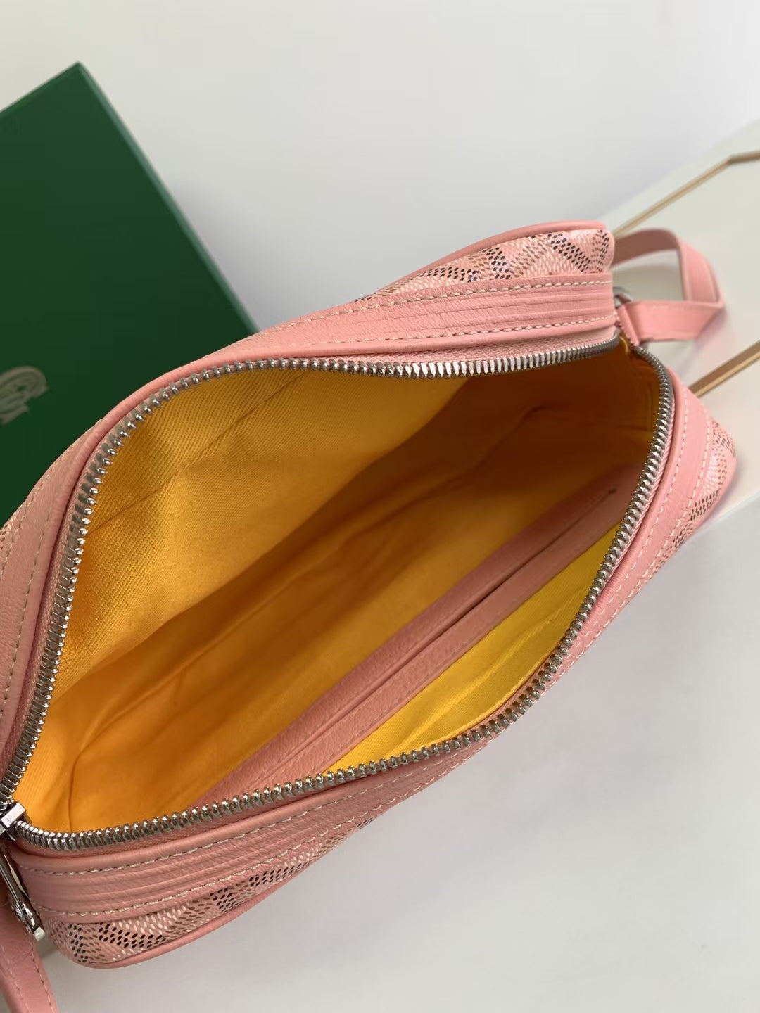 GOYARD Goyardine Sac Cap Vert Pink 1134560