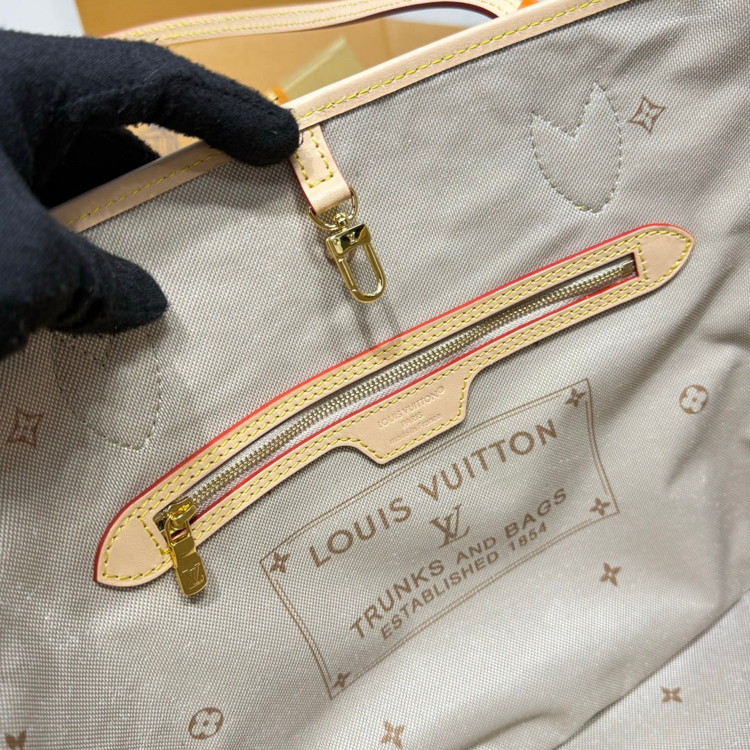 Louis Vuitton Neverfull MM Pre-Fall 2026 collection