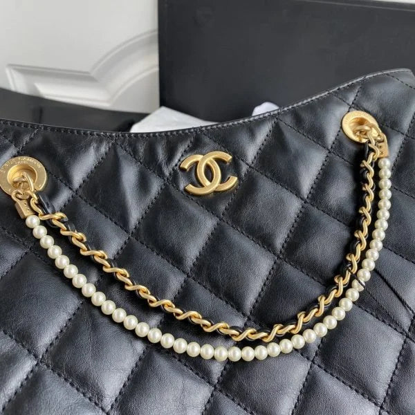 Chanel Leather Shoulder Bag – Shopping Tote Bag