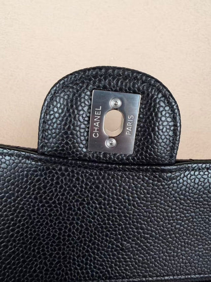 Chanel Classic Flap Medium 25 Black sliver Hardware