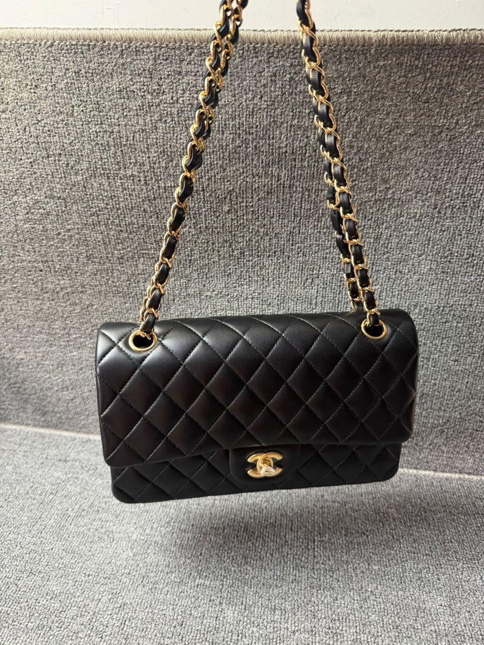 Chanel Classic Flap bag Lambskin Black Gold Hardware