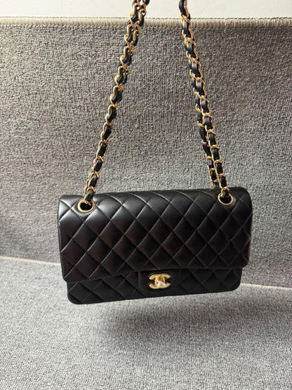 Chanel Classic Flap bag Lambskin Black Gold Hardware