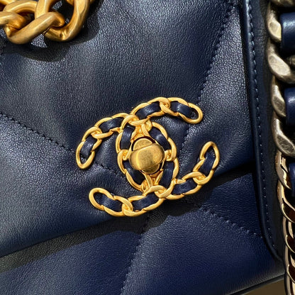 CHANEL 19 Bag Small Navy Blue