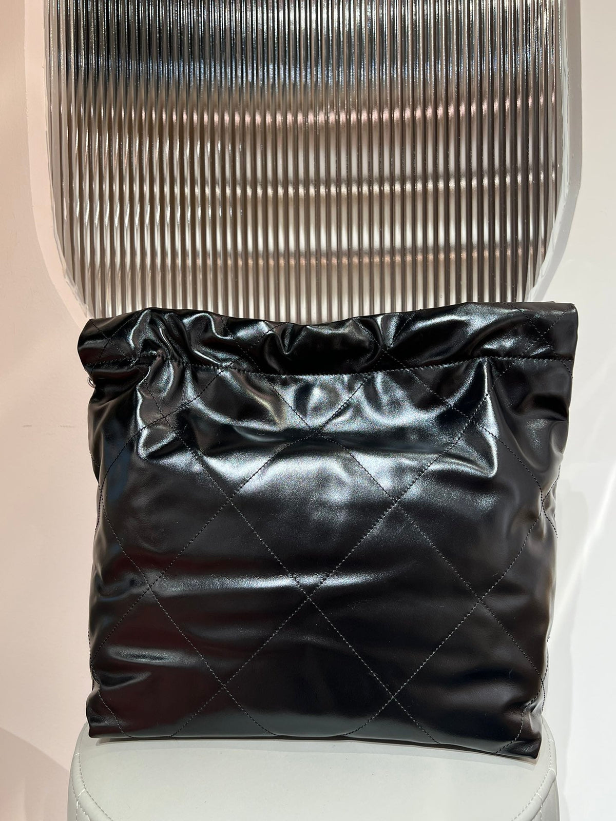 CHANEL 22 Small Black Sliver Hardware