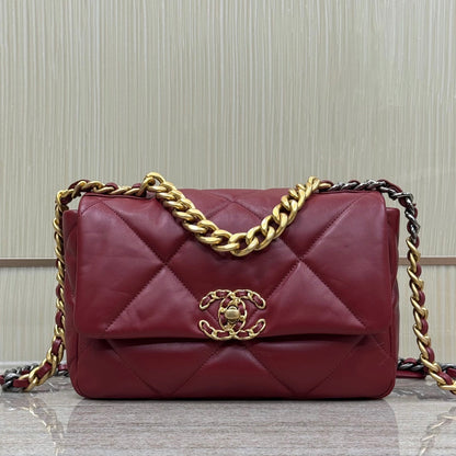 CHANEL 19 Bag Small Red