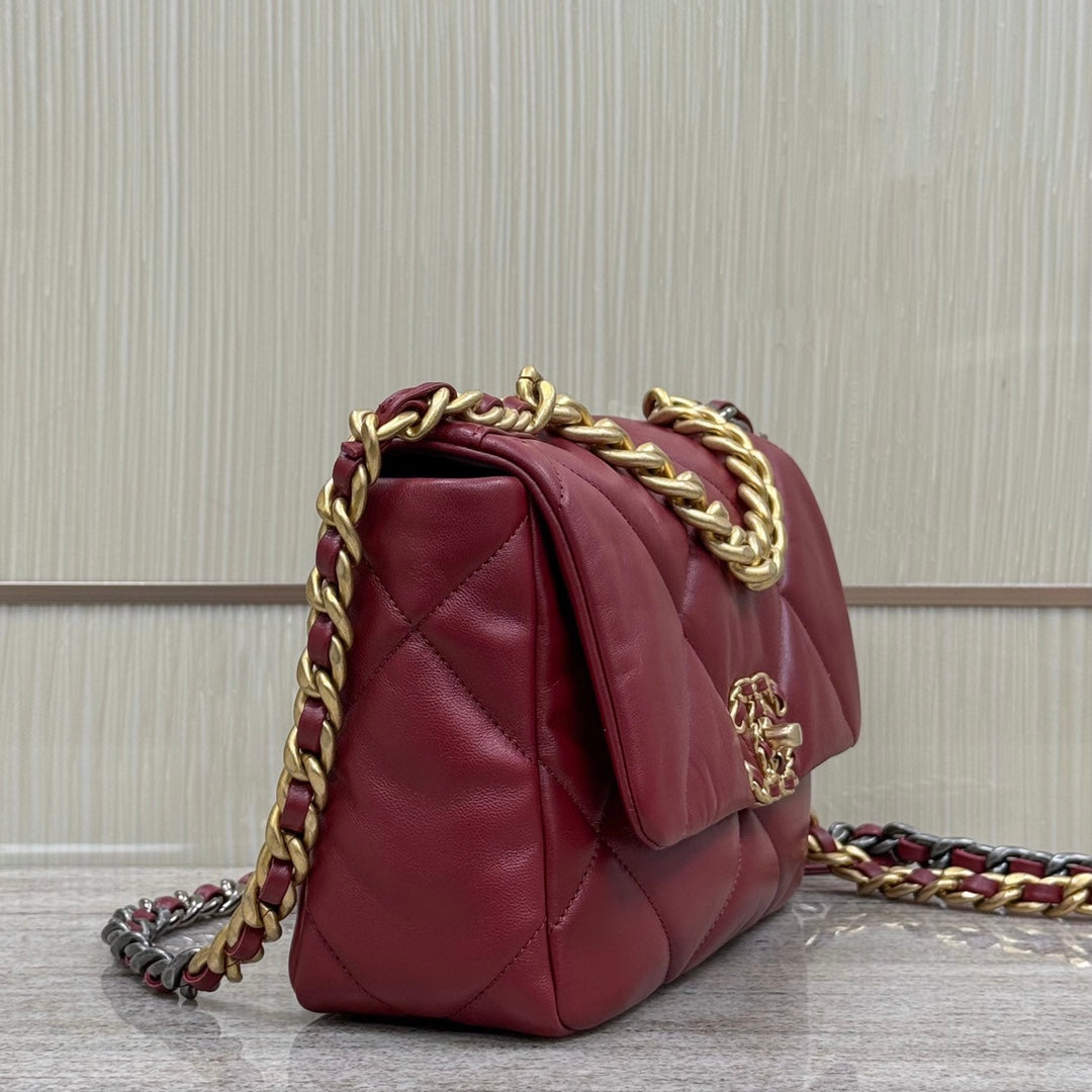 CHANEL 19 Bag Small Red