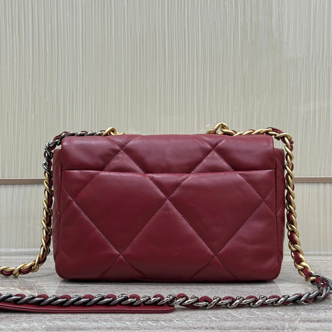 CHANEL 19 Bag Small Red