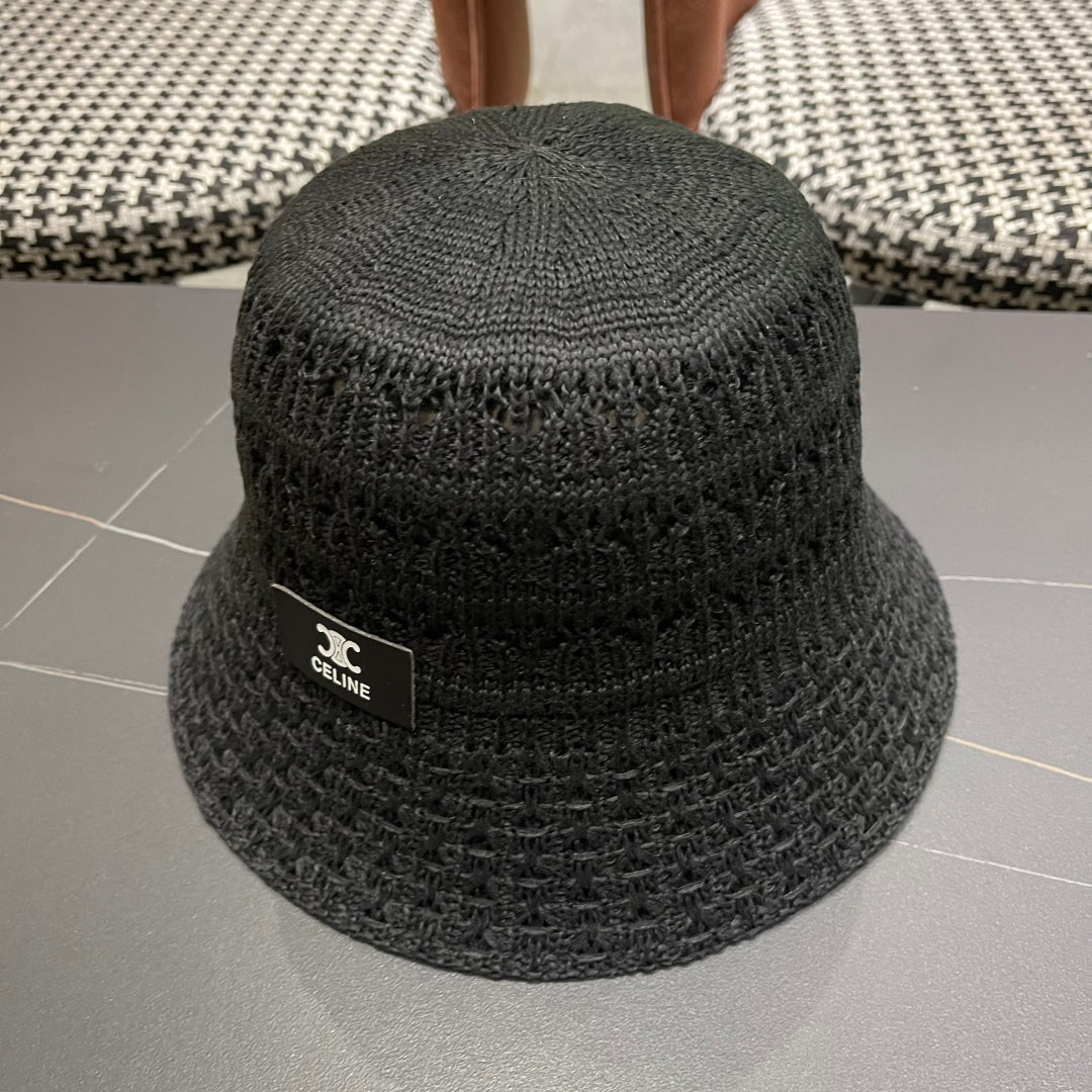BUCKET HAT MODEL 651870 IN BLACK CROCHET