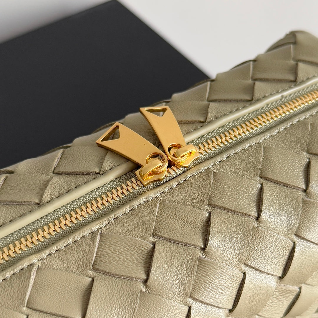 MINI LOOP CAMERA BAG 22 IN BEIGE CALFSKIN